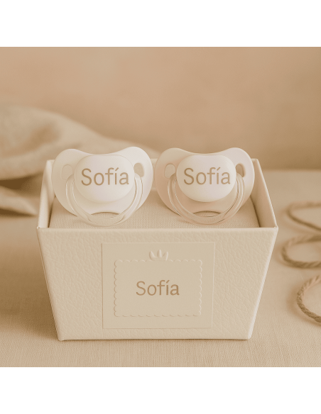 Dos chupones personalizados con el nombre del bebé | Regalo tierno y funcional