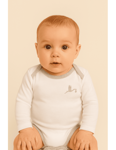 Canasta con manta bordada, body, babero y peluche | Regalo ideal para recién nacido