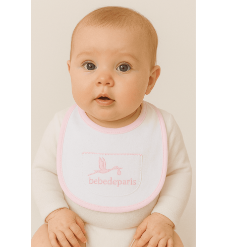 Set de regalo: baberos bordados con el nombre del bebé | Tierno y personalizado