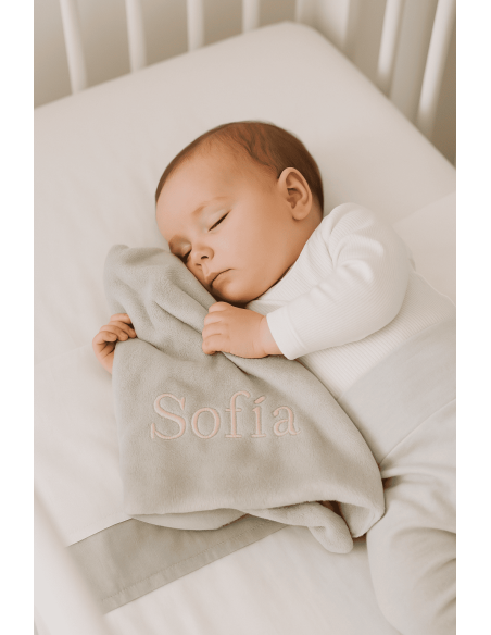Manta Personalizada para Bebé con Nombre | Regalo Tierno y Original - Bebé de París