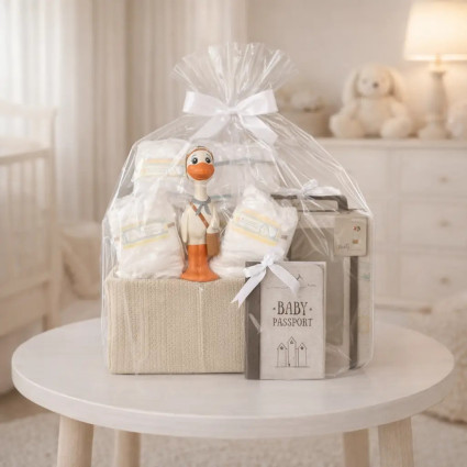 Pastel de pañales con mordedor Nicky | Regalo tierno y útil para bebé