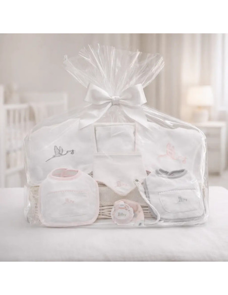 Set de regalo: baberos bordados con el nombre del bebé | Tierno y personalizado